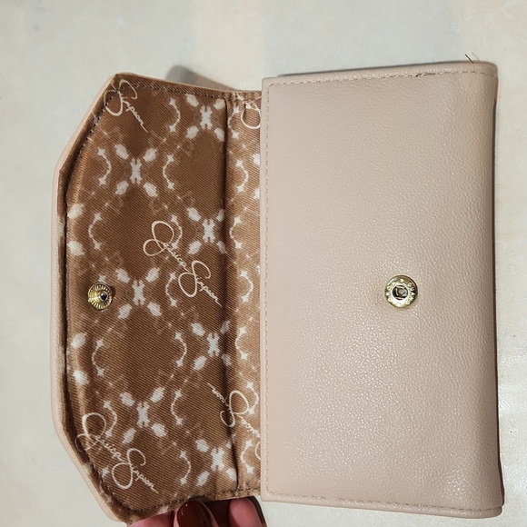Jessica Simpson Wallet - Picture 5 of 5